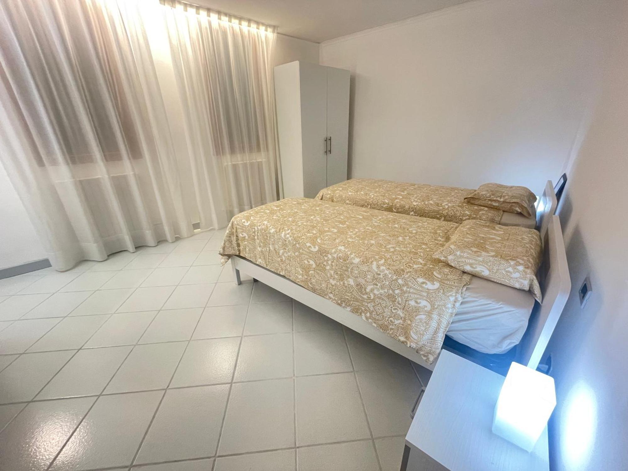 Amikales Rooms Padua Exteriör bild